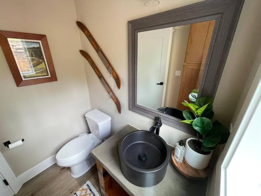 Romantic Cozy Cabin Walk To Lake Hot Tub Bikes Kayaks Grill Onalaska エクステリア 写真