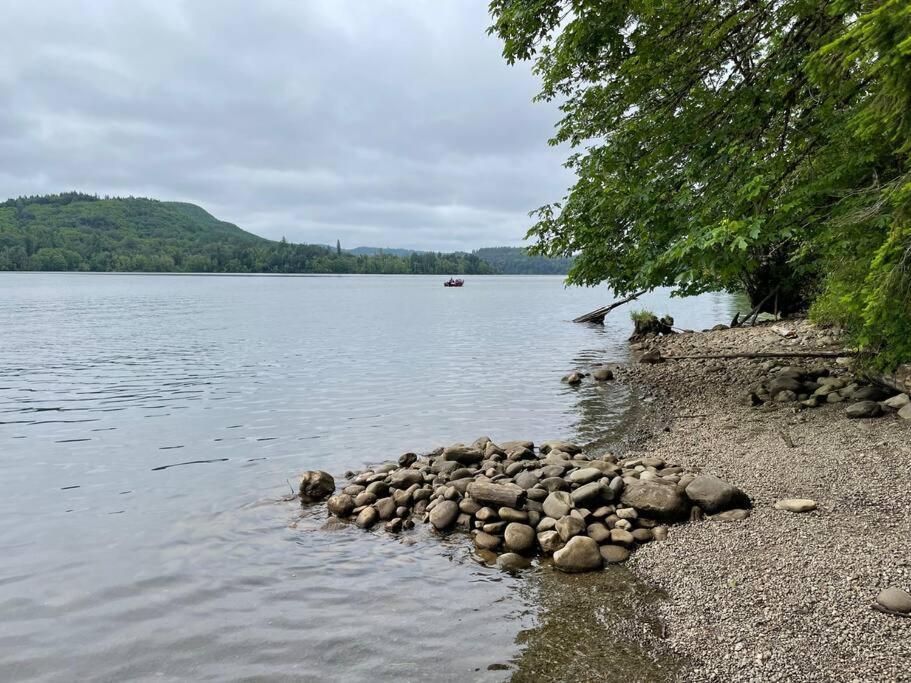 Romantic Cozy Cabin Walk To Lake Hot Tub Bikes Kayaks Grill Onalaska エクステリア 写真
