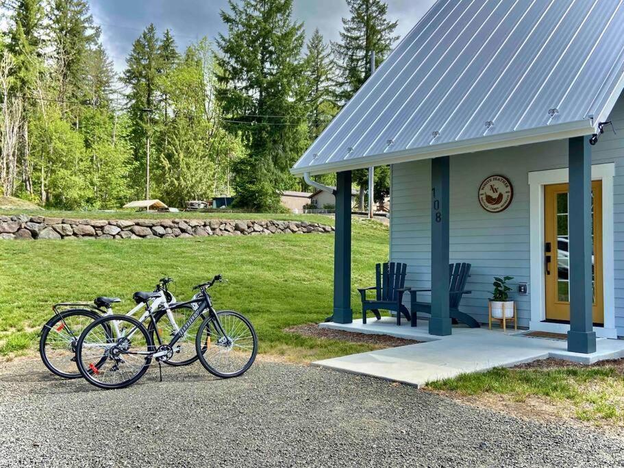 Romantic Cozy Cabin Walk To Lake Hot Tub Bikes Kayaks Grill Onalaska エクステリア 写真